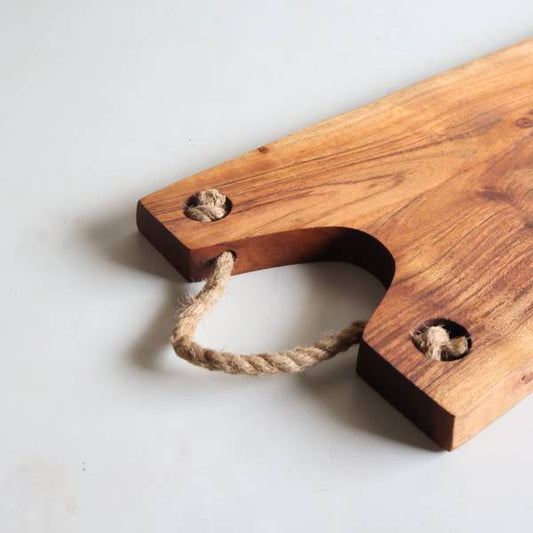 Acacia Wood Live Edge Board with Jute Handle (18”x8”x1”)